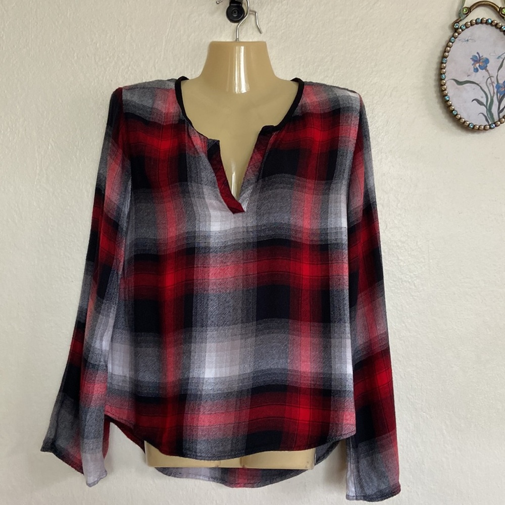 Cloth & Stone Flannel Pull Over Top